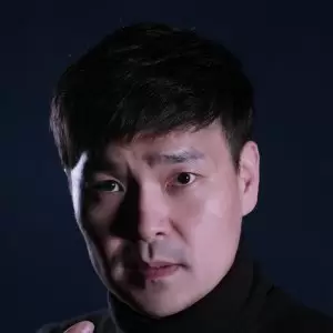 Shin Won Woo