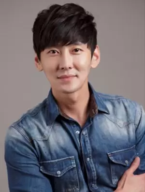 Hwang Dong Ha