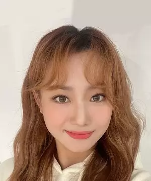 Kang Na Hyun