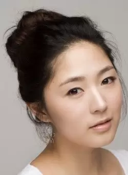 Yoon Chae Young