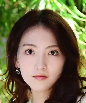 Kang Ji Young
