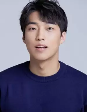 Park Si Yun