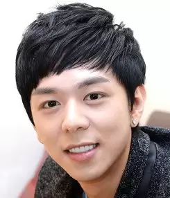 Moon Jun Young