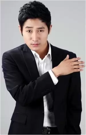 Kang Ji Hoon
