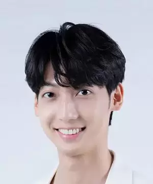 Jo Young Min