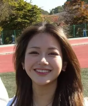 Shin Yoo Jung