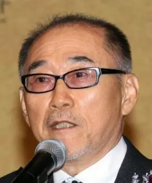 Jung Jin Gak
