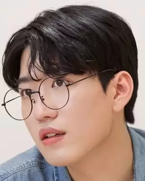 Hwang Min Seon