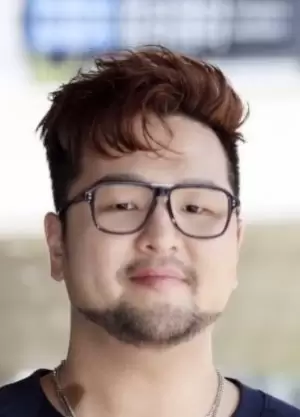 Kim Tae Woo