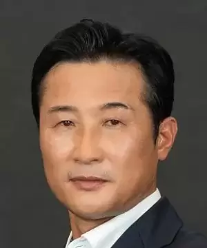 Lee Eul Yong