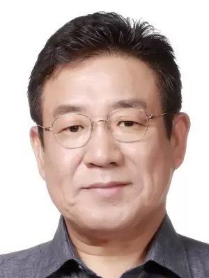 Jung Han Yong