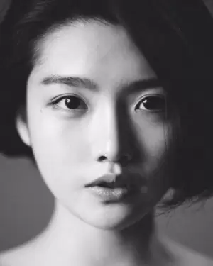 Lee Bo Young