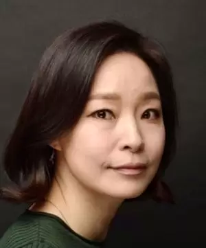 Lee Yoo Jung