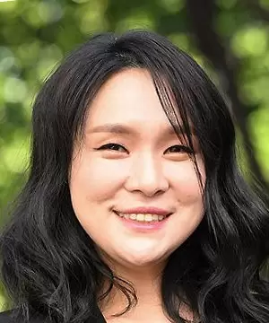 Lee Ji Young