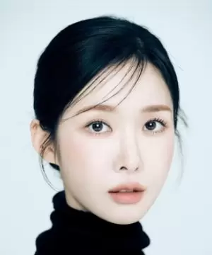 Cho Yi Hyun