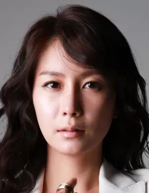Hwang In Young