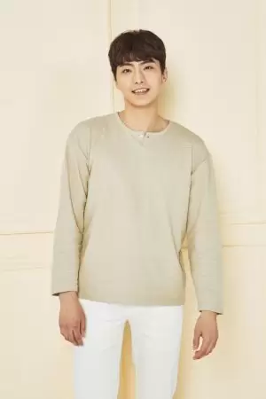 Lee Young